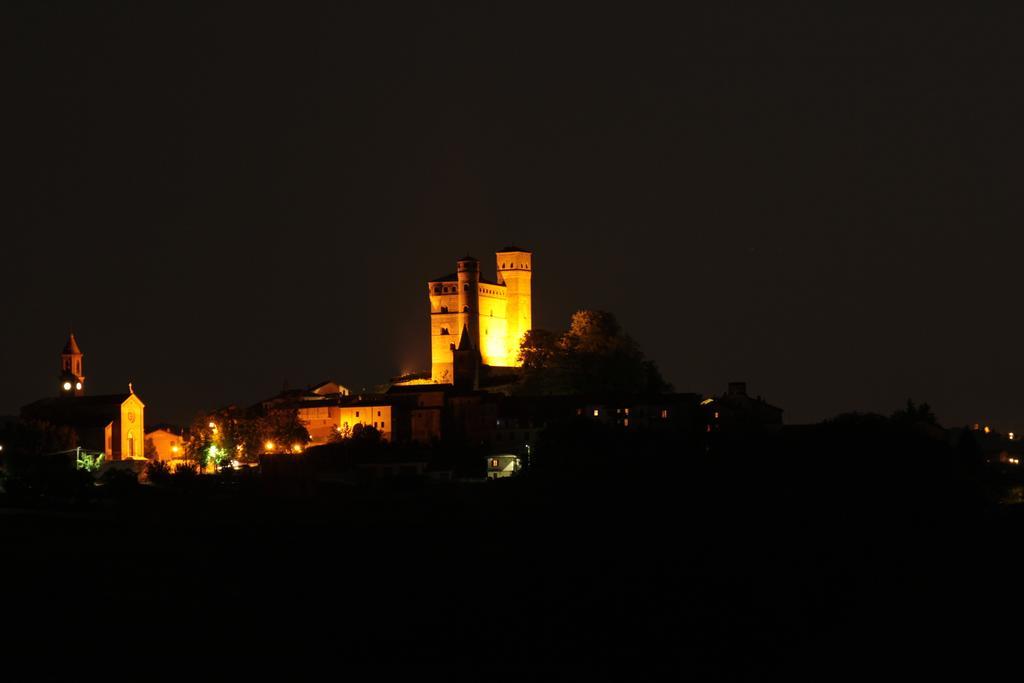 Agriturismo I Grappoli Villa Serralunga d'Alba Værelse billede