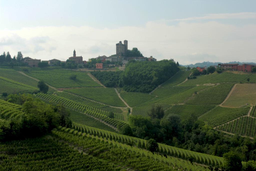 Agriturismo I Grappoli Serralunga d'Alba Eksteriør billede