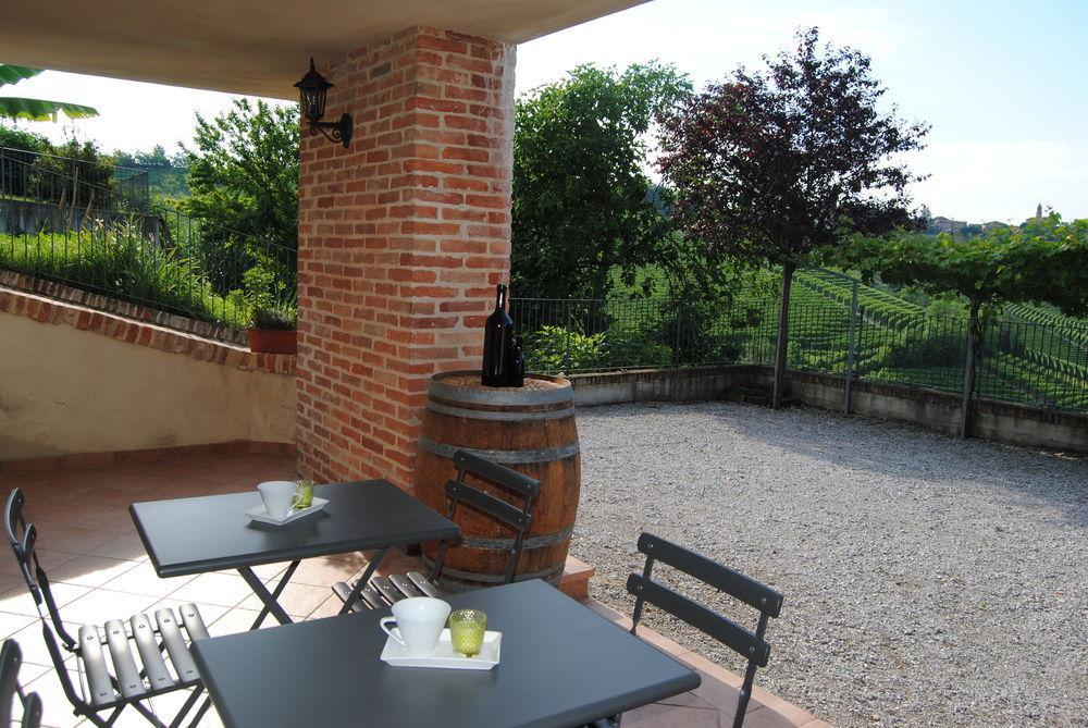 Agriturismo I Grappoli Serralunga d'Alba Eksteriør billede